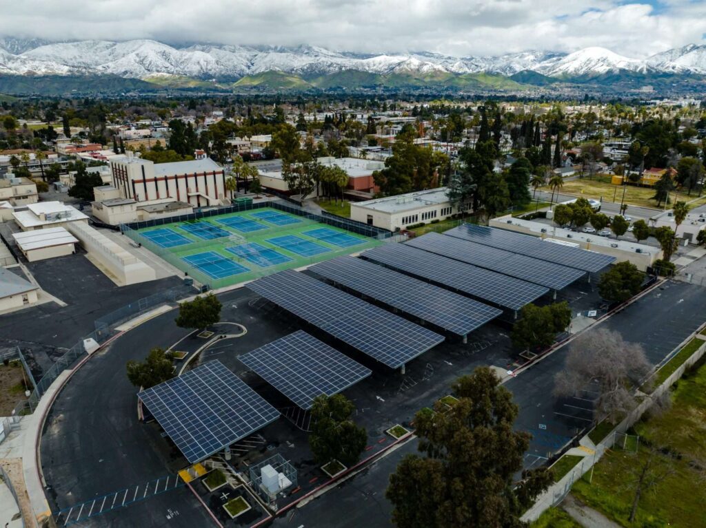 SanBernadinoCityUSD_SBHS_CA_968kW_Canopy_2023-4-scaled-e1689627311515